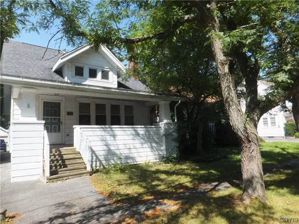 126 Everingham Rd, Syracuse, NY 13205