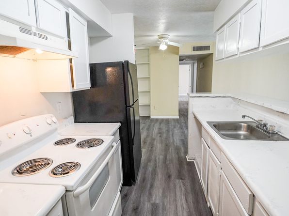 5801 N Houston Rosslyn Rd APT 804