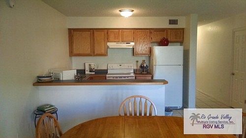 3rd image of 114 E Acapulco St #A
