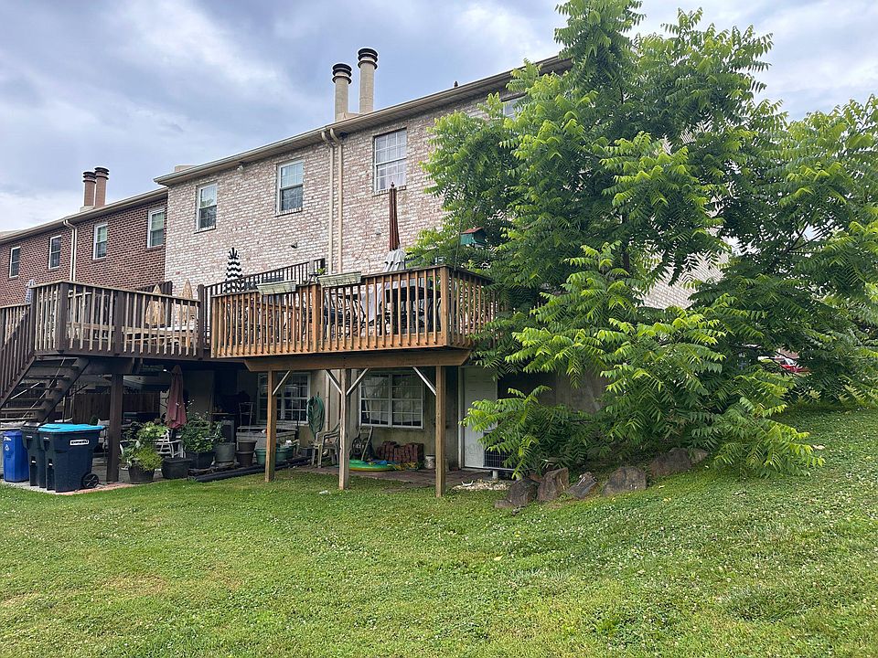 2nd image of 341 Kidwelly Ct