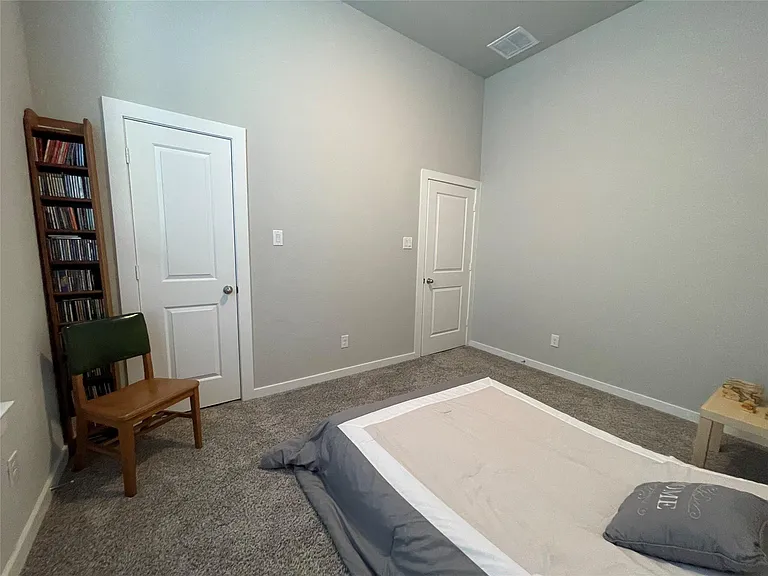 4334 Hemlock Grove Ln — Photo 11