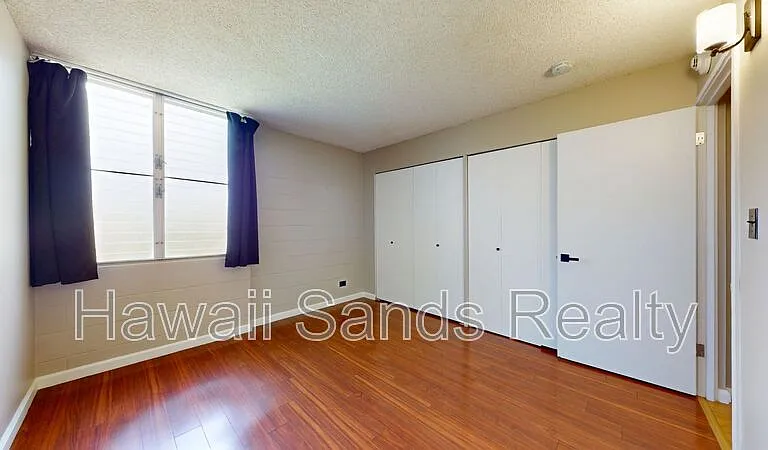 1128 Ala Napunani St #404 — Photo 15