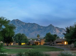 825 W Waterview Dr, Green Valley, AZ 85614