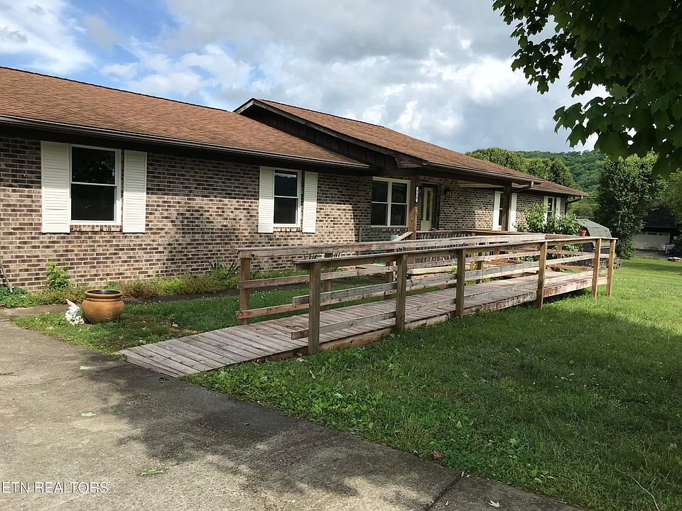 1st image of 118 Big Valley Rd