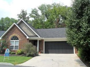 35 Shallowbrook Ln #X, Johnson City, TN 37615