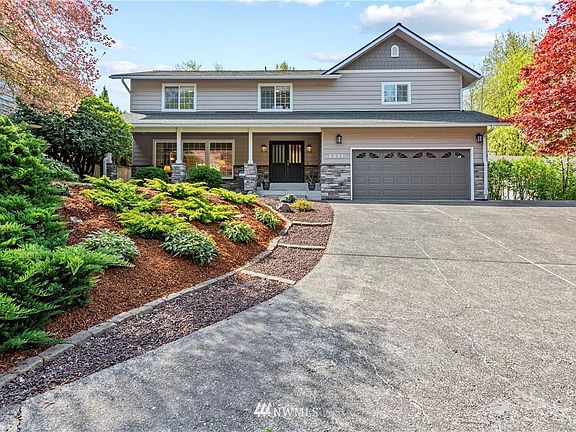 2nd image of 2371 W Hills Dr