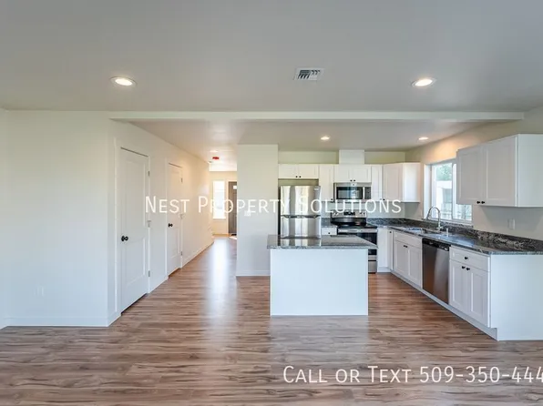 1070 S Grand Dr, Moses Lake, WA