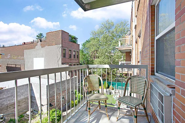 Rented by Corcoran | media 23