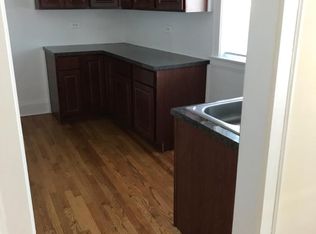 7401 N Ridge Blvd APT 2F, Chicago, IL 60645