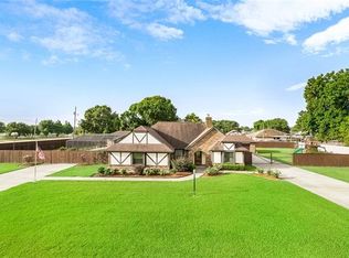 101 Royal Crescent Dr, Belle Chasse, LA 70037