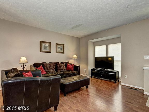 3rd image of 2819 Settlers View Dr