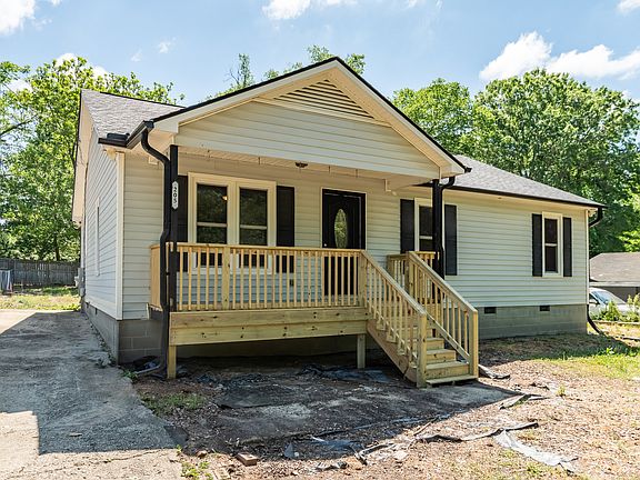 3rd image of 205 Rand Mill Rd