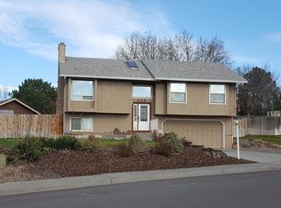 355 SE 9th Dr, Hermiston, OR 97838