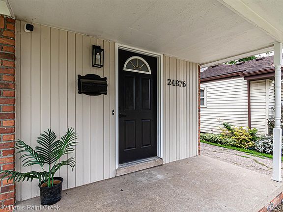 5th image of 24876 Dale Ave
