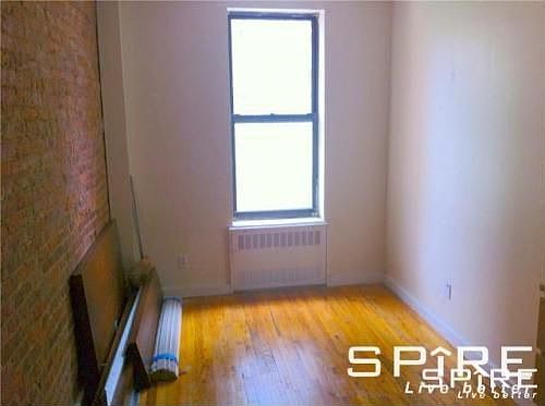 3rd image of 4 Amsterdam Ave
