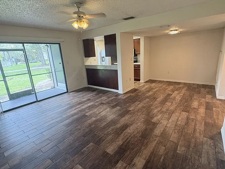 184 Riverbend Dr #101 — Photo 2