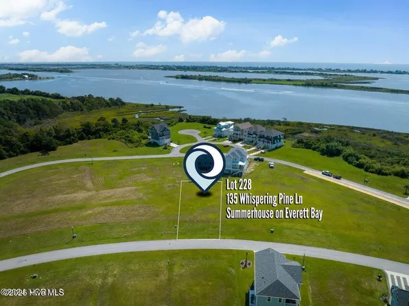 135 Whispering Pine Lane, Holly Ridge, NC 28445