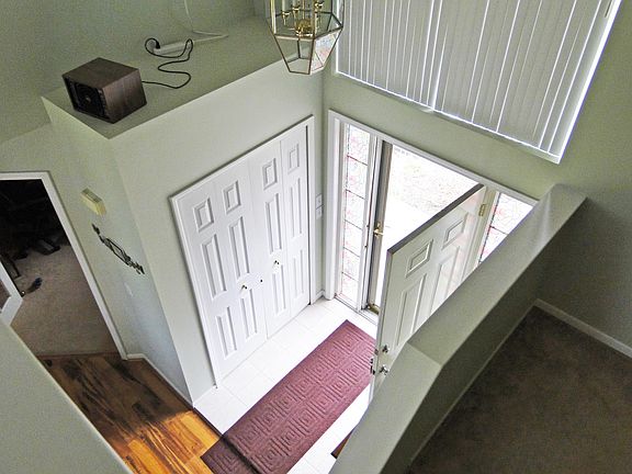 2nd image of 30051 Hickory Dr