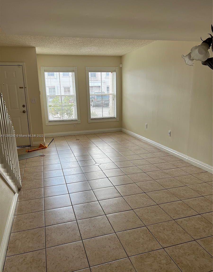 9193 Fontainebleau Blvd 217, Miami, FL 33172 Zillow