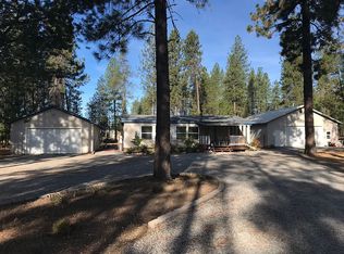 71 W Hummingbird Ln, Blanchard, ID 83804