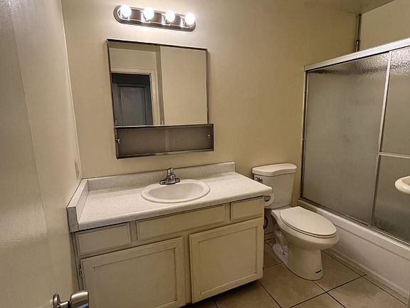 5th image of 607 E Coatsville Ave APT D