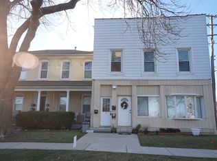 2702 Riverside Dr APT 2, Trenton, MI 48183