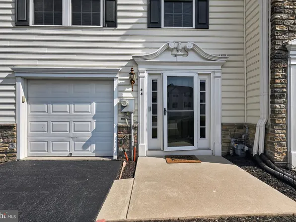 44 Tuxford Ln #44, Coatesville, PA 19320
