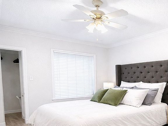 4th image of 5550 Spring Valley Rd APT E14