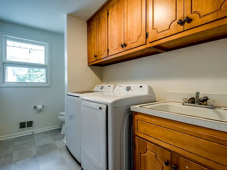 1793 Tyne Blvd — Photo 24