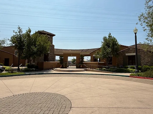 2665 Piantino Cir — Photo 33