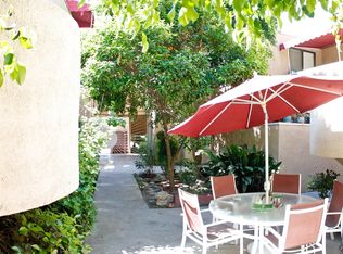 11113 Moorpark St APT 206, North Hollywood, CA 91602