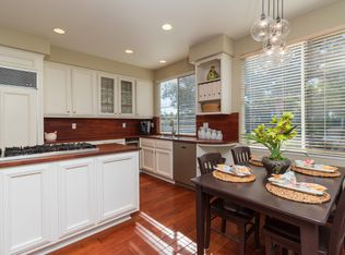 7912 Via Ensenada, Carlsbad, CA 92009