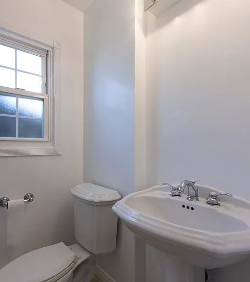 4400 Maury Ave — Photo 12
