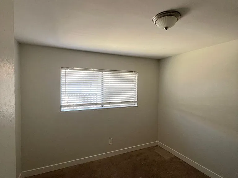 2087 Sahara Way — Photo 3