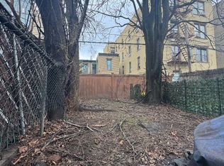 32-24 38th St #2, Astoria, NY 11103