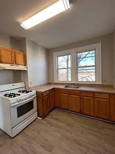 52 Greenville Ave #3R Photo 1