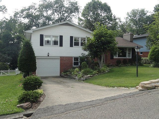 1st image of 4627 Woodland Ave