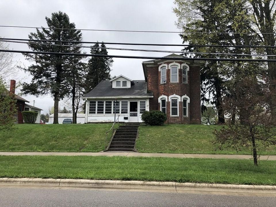 1st image of 615 W Market St