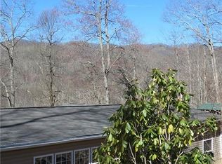 695 Medford Hannah Rd, Waynesville, NC 28785