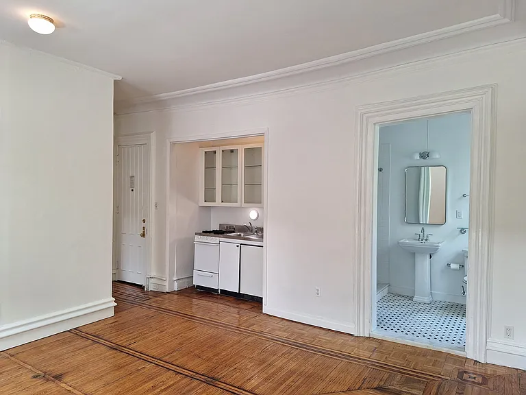 93 Remsen St #3F — Photo 7