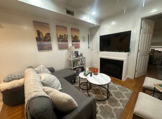 5 Wiget St APT 3, Boston, MA 02113