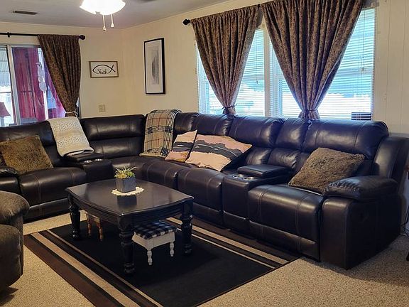 4th image of 152 Mandarin Dr