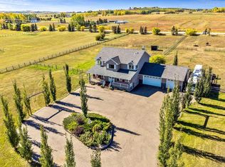 51 E Norris Coulee Trl, Foothills No. 31, AB T1S5A5