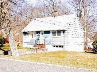 30 Valley Rd, Butler, NJ 07405