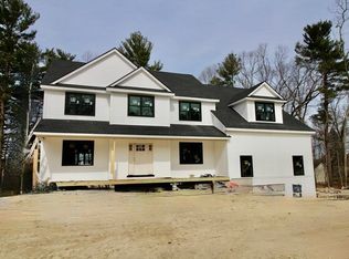 2 Cartwright Ln, Billerica, MA 01821