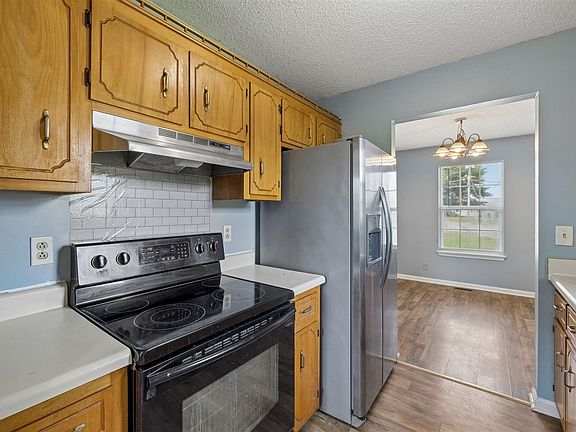 5th image of 717 Polk Ave