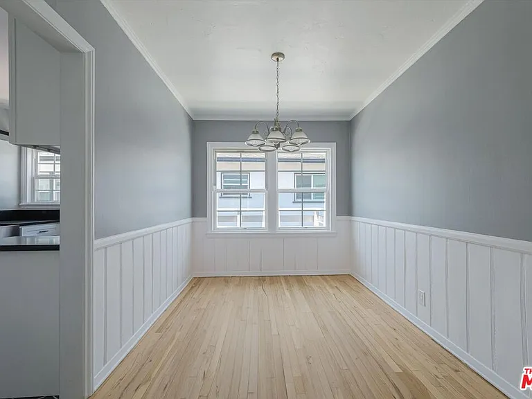 11683 Chandler Blvd #11685-1/2 — Photo 5