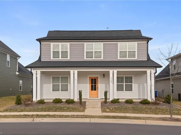 1736 Eastover Dr, Kernersville, NC 27284