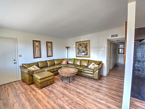 4th image of 1705 S Ocotillo Ave