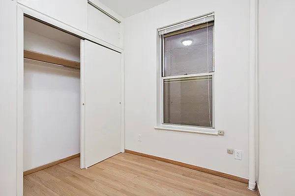 Rented by Renetta Real Estate | media 95